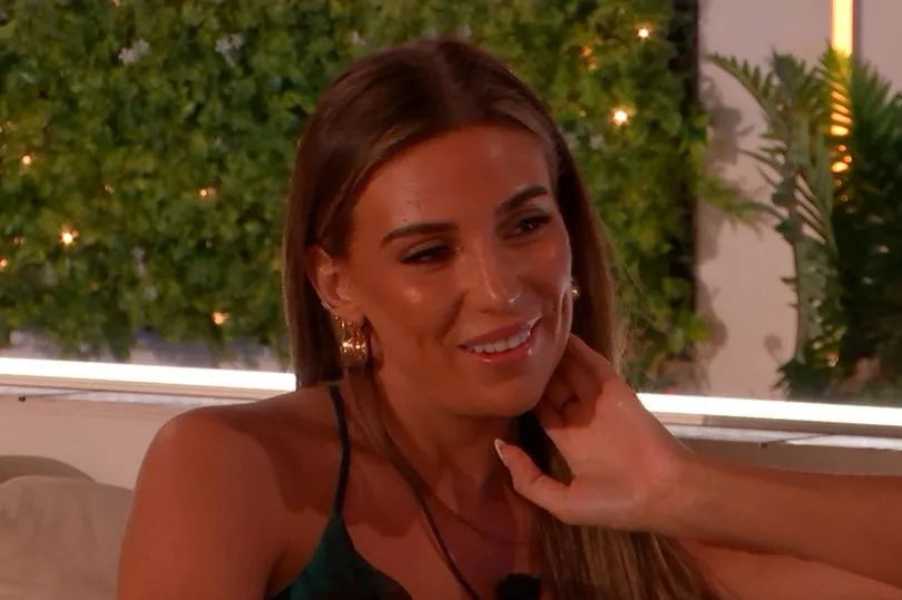 Love Island's Rosie's arm waxing confession sparks bizarre online debate