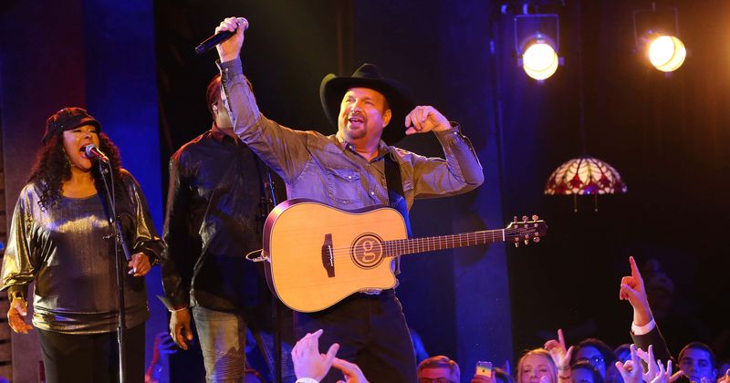 Garth Brooks (Getty Images)