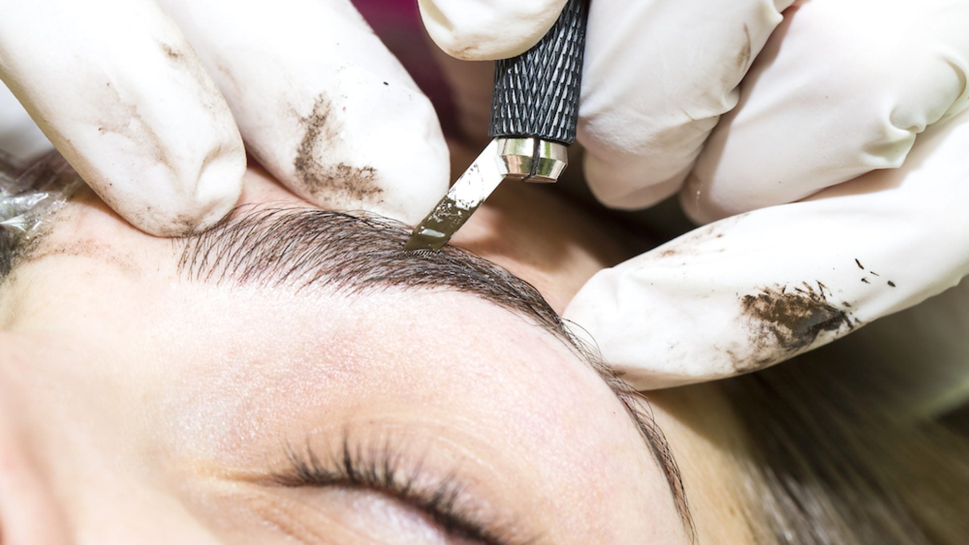 This is what microblading your eyebrows is REALLY like