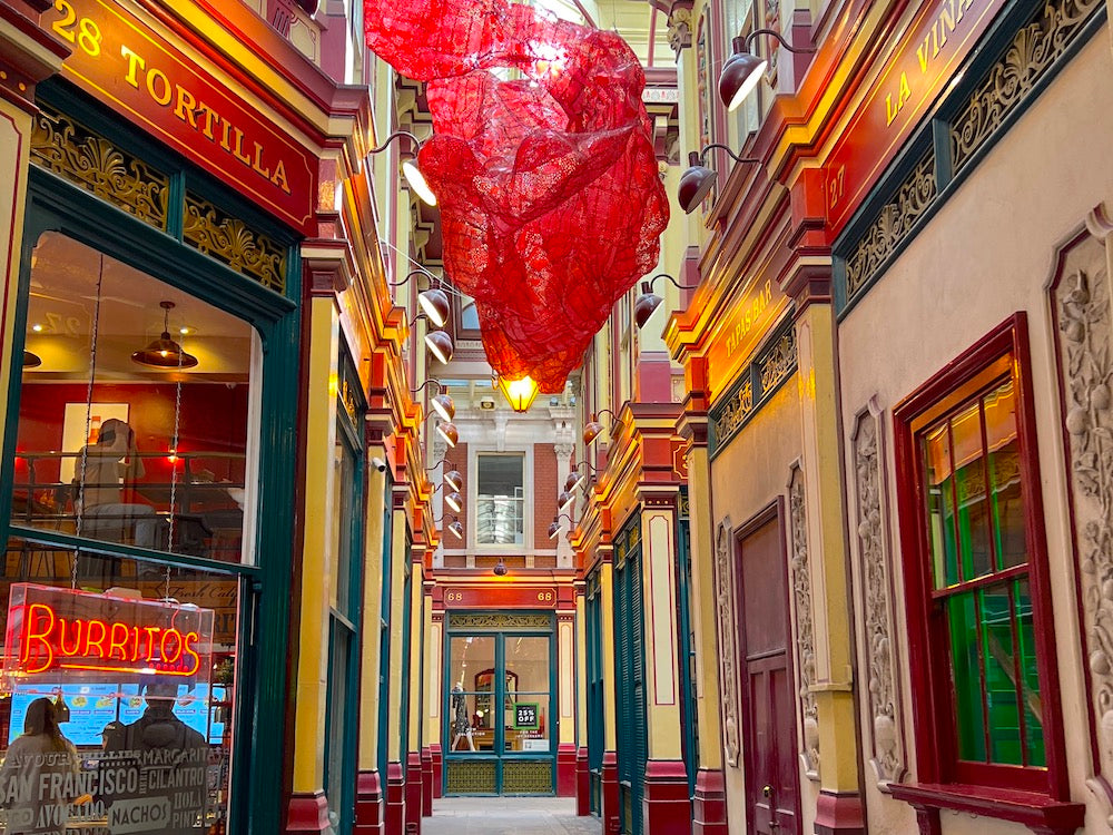 ten things to do at leadenhall market london feature image