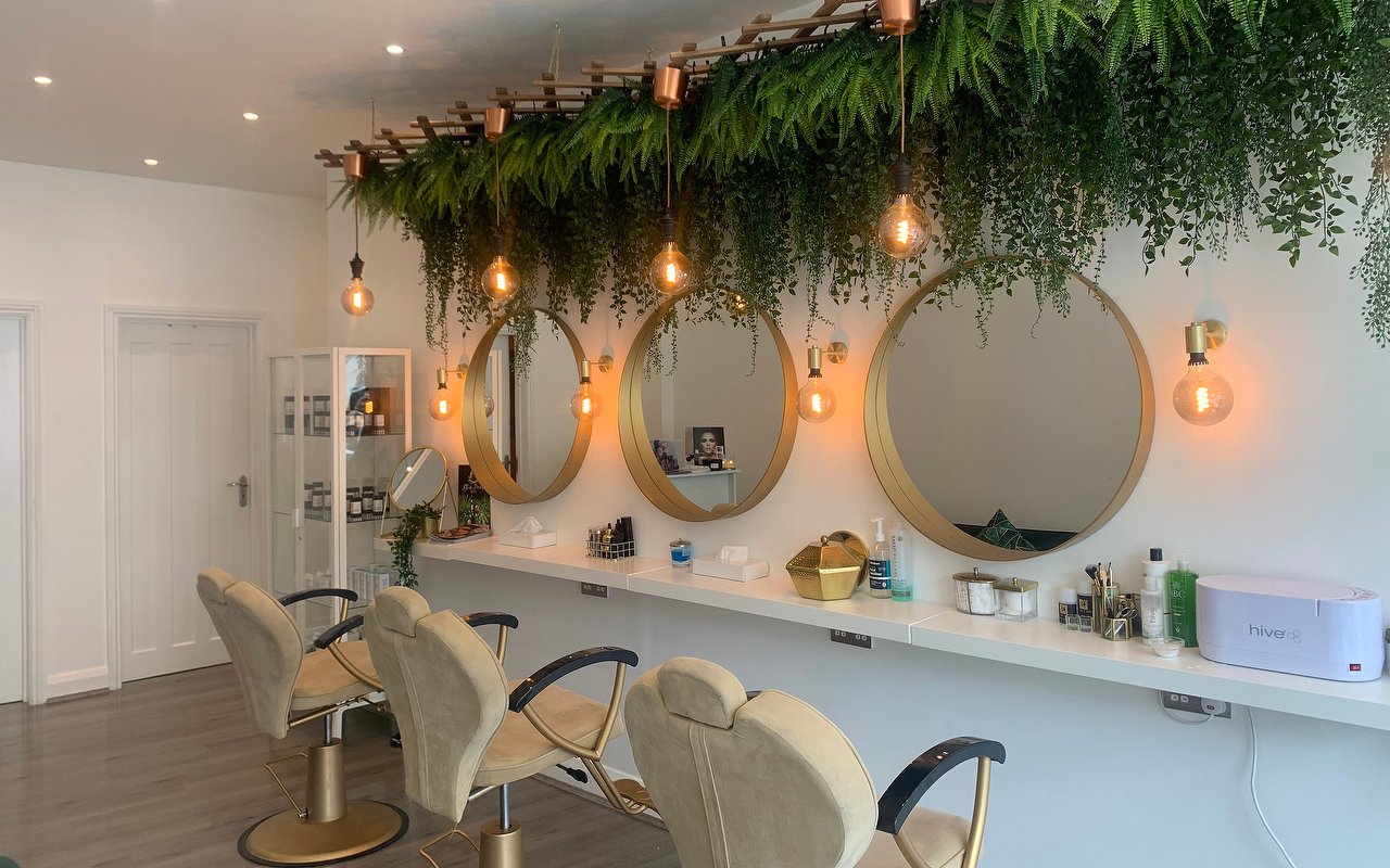 Choose from 20 waxing salons near Castle Bar Park, London